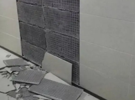 莲池瓷砖空鼓维修公司分享下莲池墙砖松动维修的知识